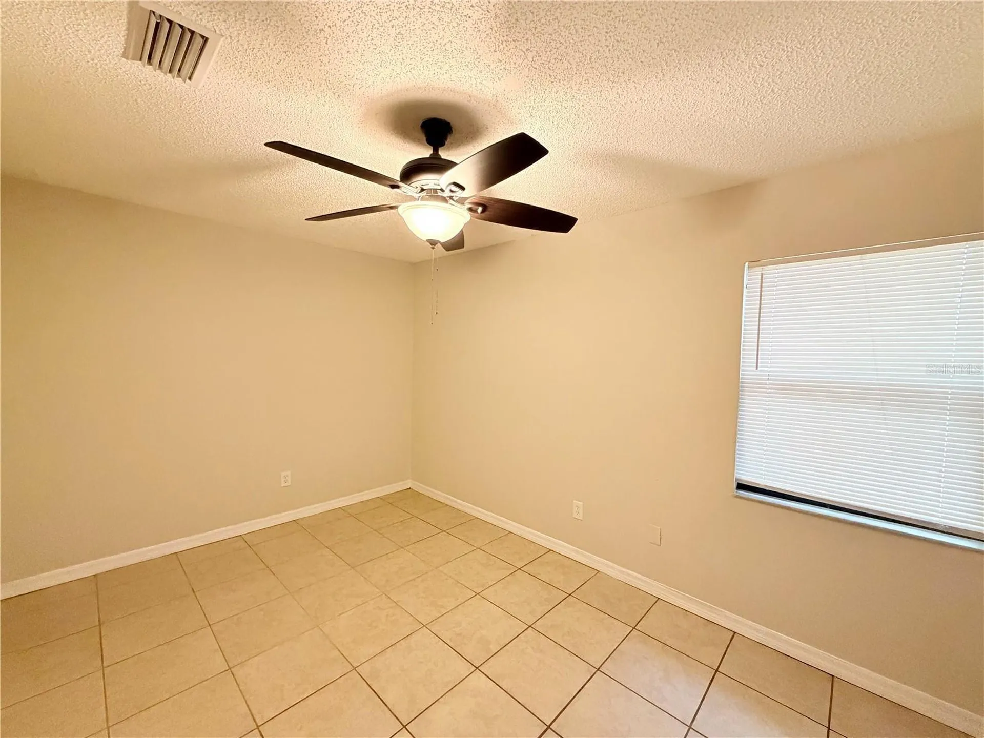 330 Dogwood Avenue Orange City FL 32763