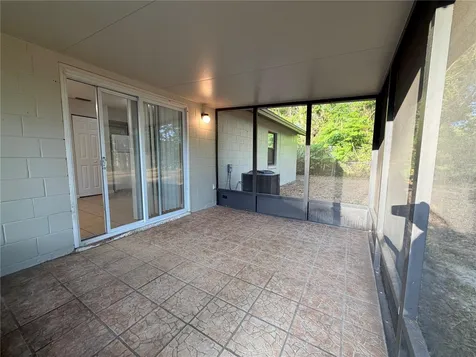 330 Dogwood Avenue Orange City FL 32763
