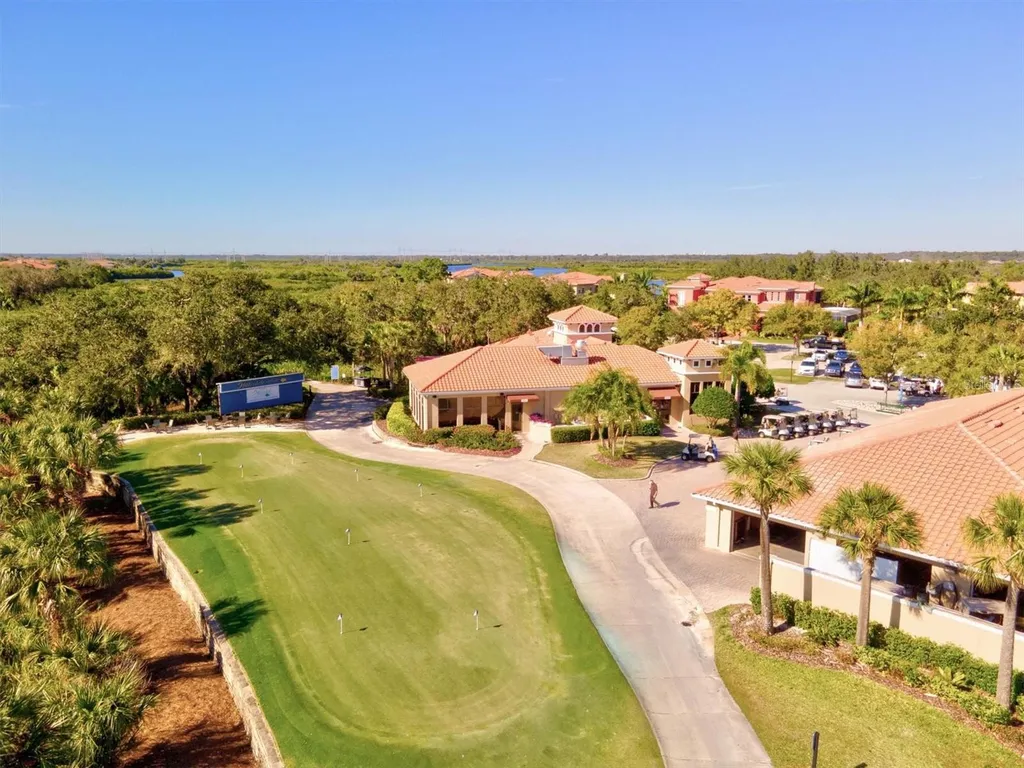 10115 Day Lily Court Bradenton FL 34212