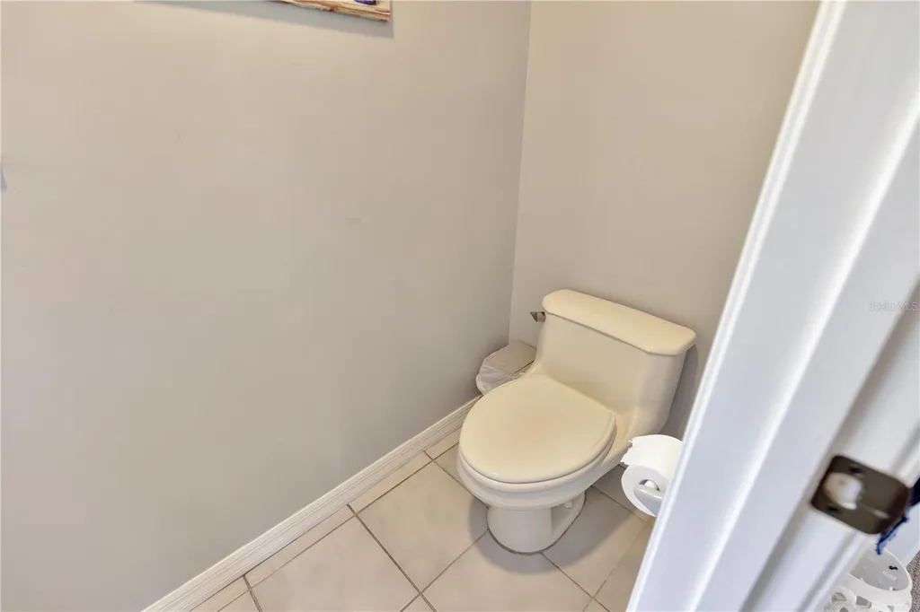 7201 Hodgewood Court Tampa FL 33614
