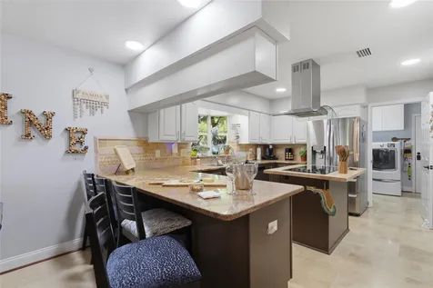 7201 Hodgewood Court Tampa FL 33614
