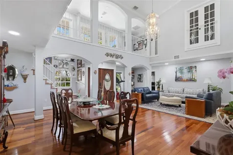 7201 Hodgewood Court Tampa FL 33614