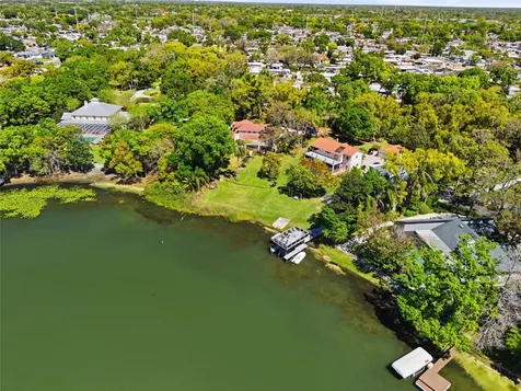 7201 Hodgewood Court Tampa FL 33614