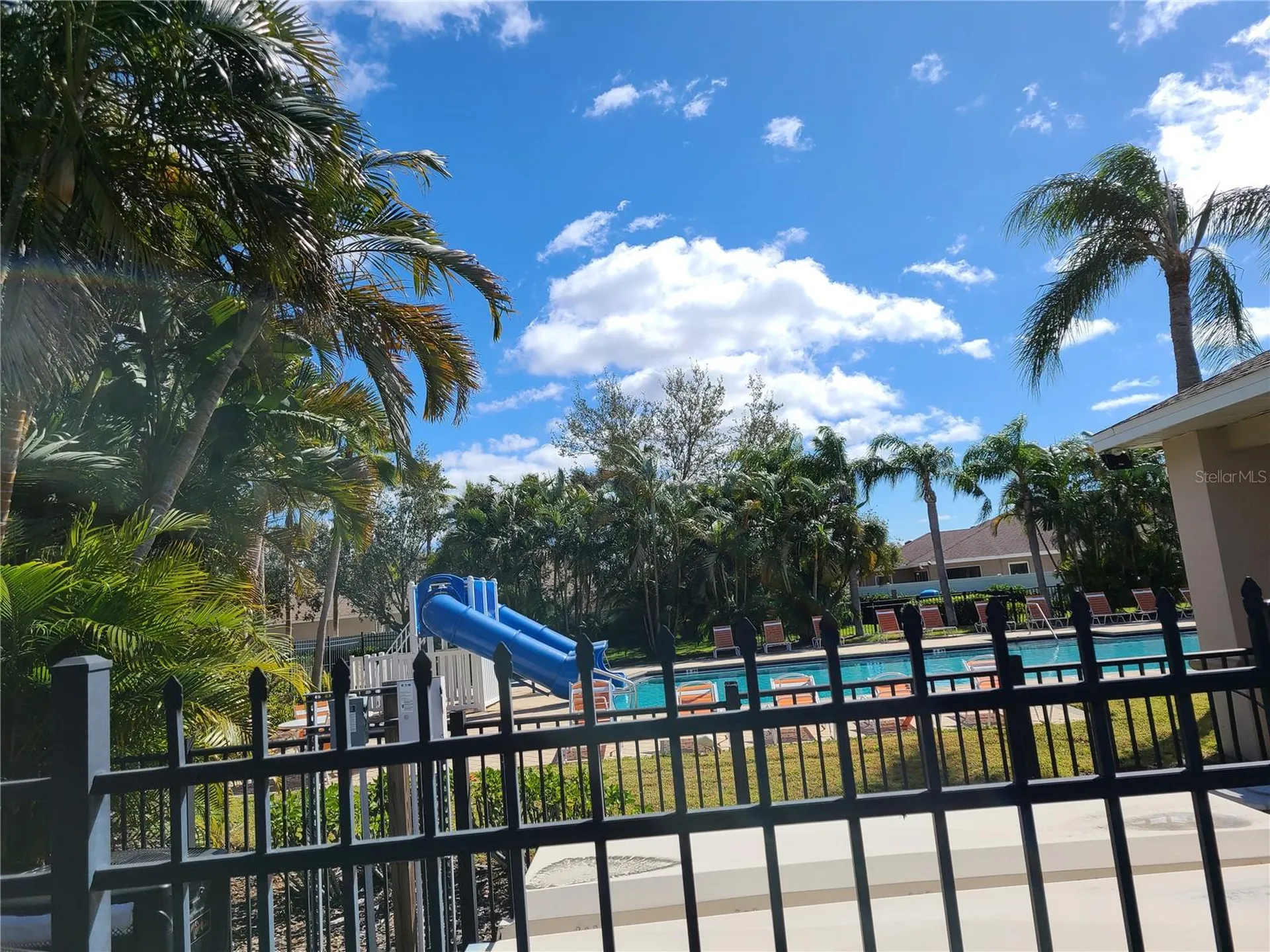 6122 39th Court E Bradenton FL 34203