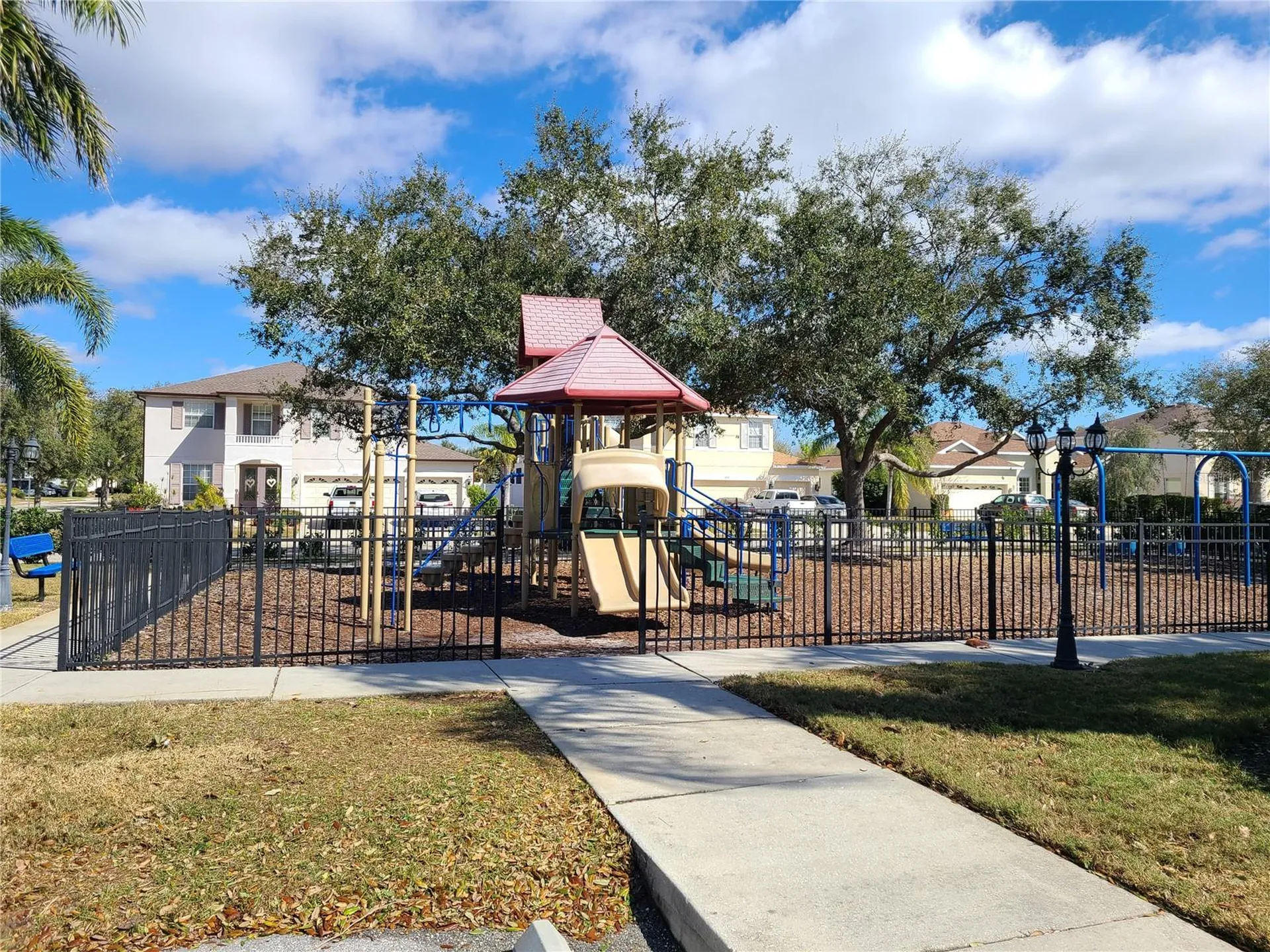 6122 39th Court E Bradenton FL 34203