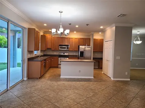 6122 39th Court E Bradenton FL 34203