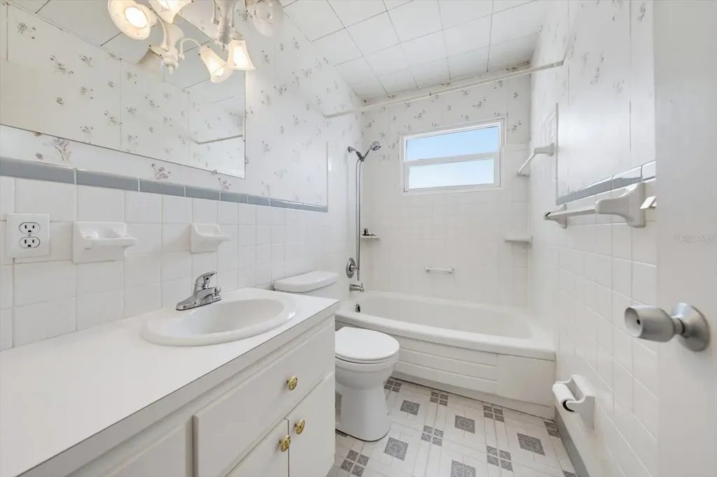 8357 75th Avenue Seminole FL 33777