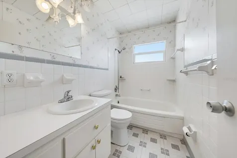 8357 75th Avenue Seminole FL 33777