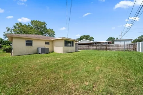 8357 75th Avenue Seminole FL 33777