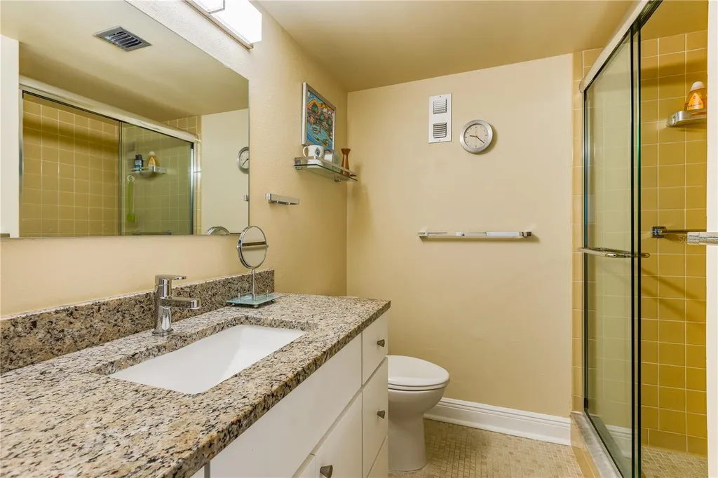 601 N Mcdonald Street Mount Dora FL 32757