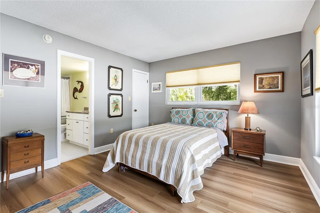 601 N Mcdonald Street Mount Dora FL 32757