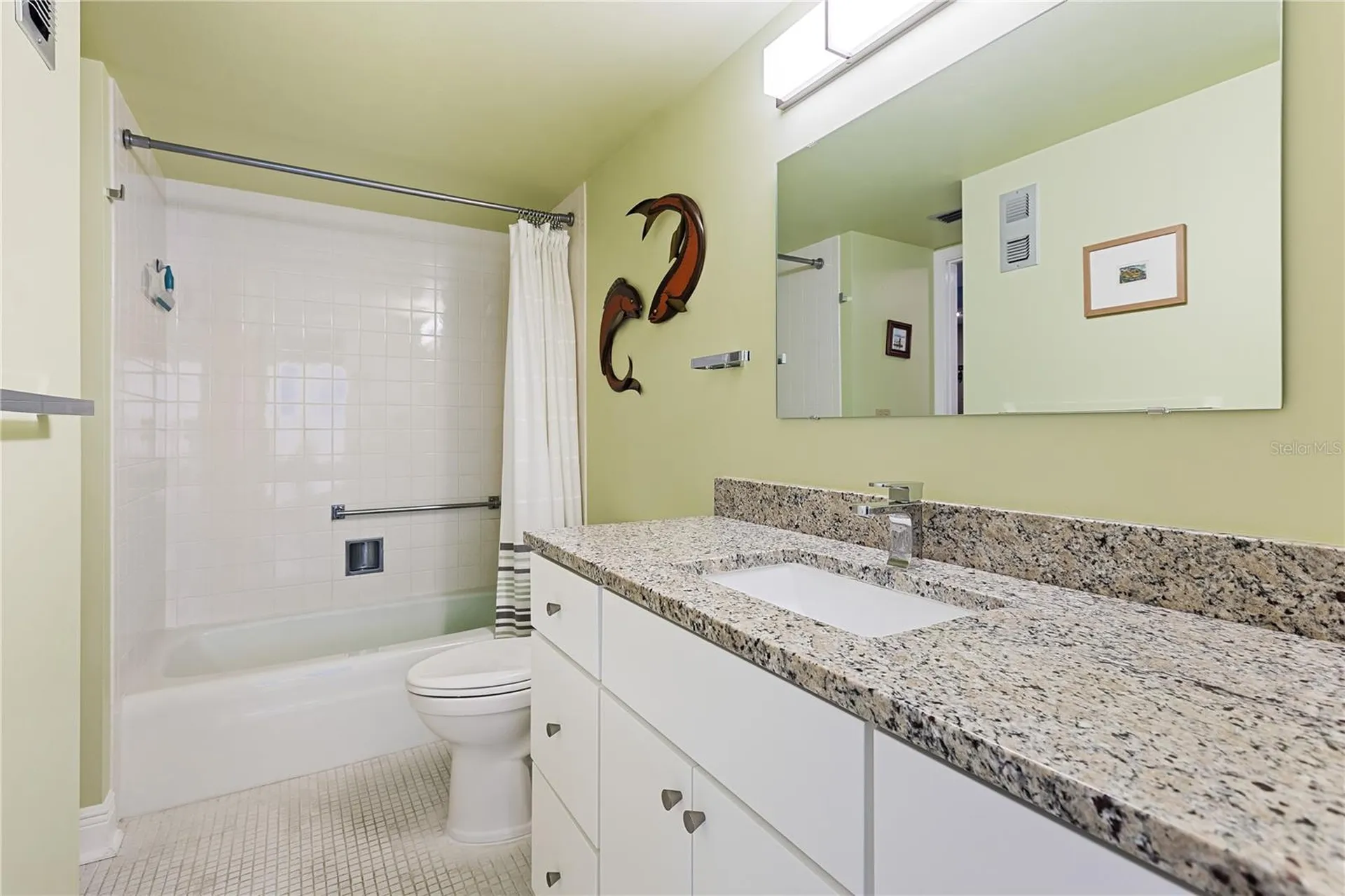 601 N Mcdonald Street Mount Dora FL 32757