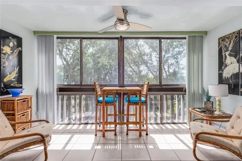 601 N Mcdonald Street Mount Dora FL 32757