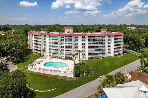 601 N Mcdonald Street Mount Dora FL 32757