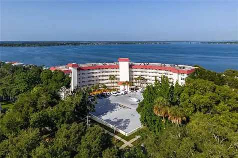 601 N Mcdonald Street Mount Dora FL 32757
