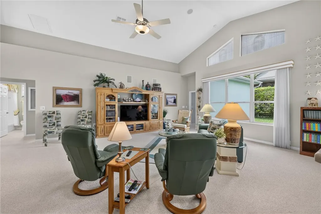 11042 SW 73rd Court Ocala FL 34476