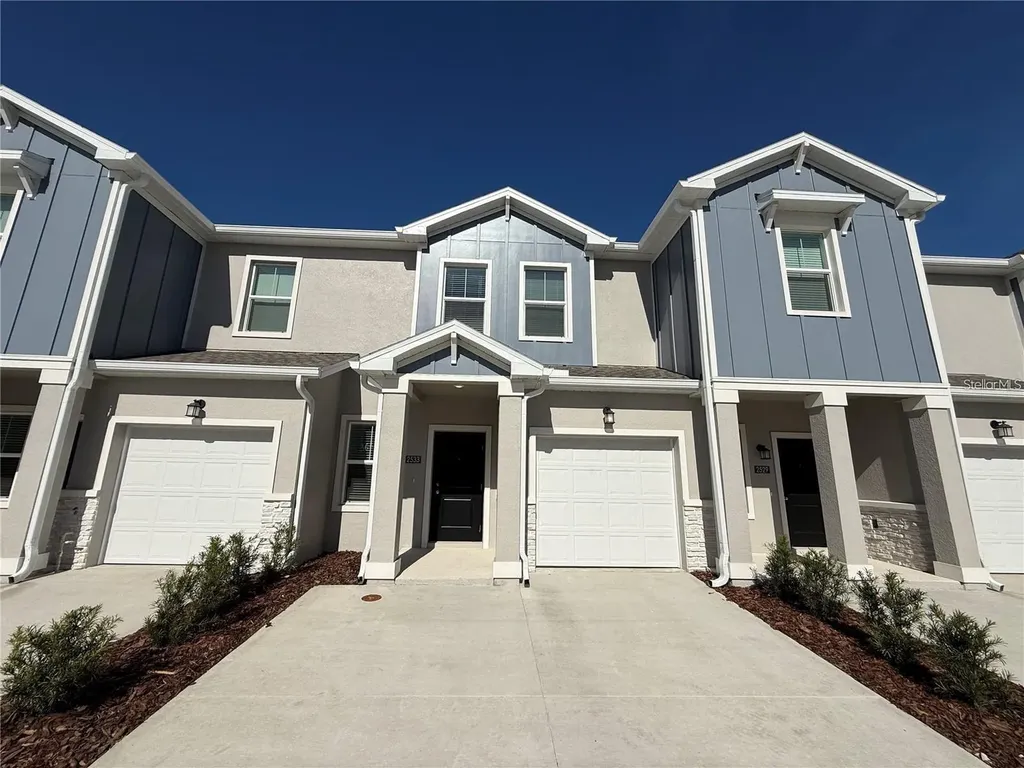 2533 Skyline Loop Kissimmee FL 34758