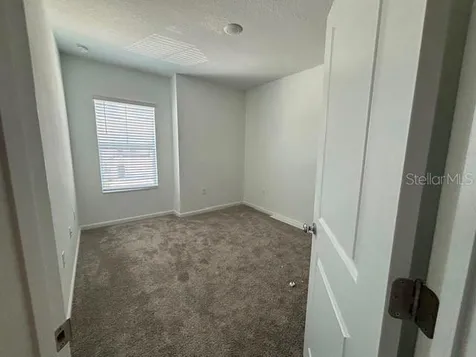 2533 Skyline Loop Kissimmee FL 34758