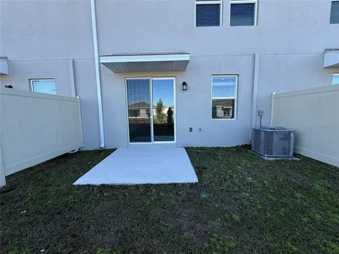 2533 Skyline Loop Kissimmee FL 34758