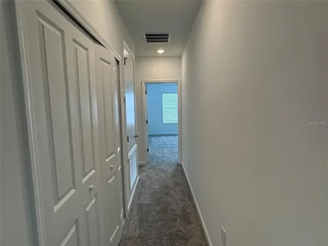 2533 Skyline Loop Kissimmee FL 34758
