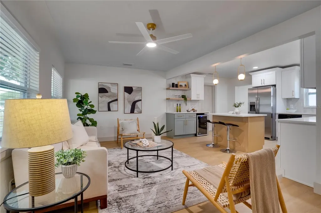 4319 15th Avenue N St Petersburg FL 33713