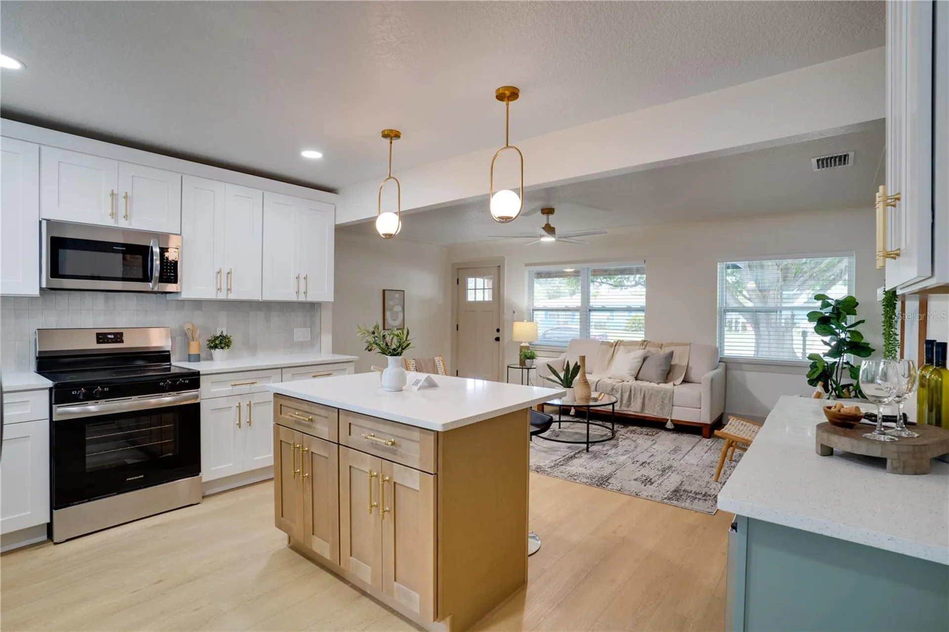 4319 15th Avenue N St Petersburg FL 33713