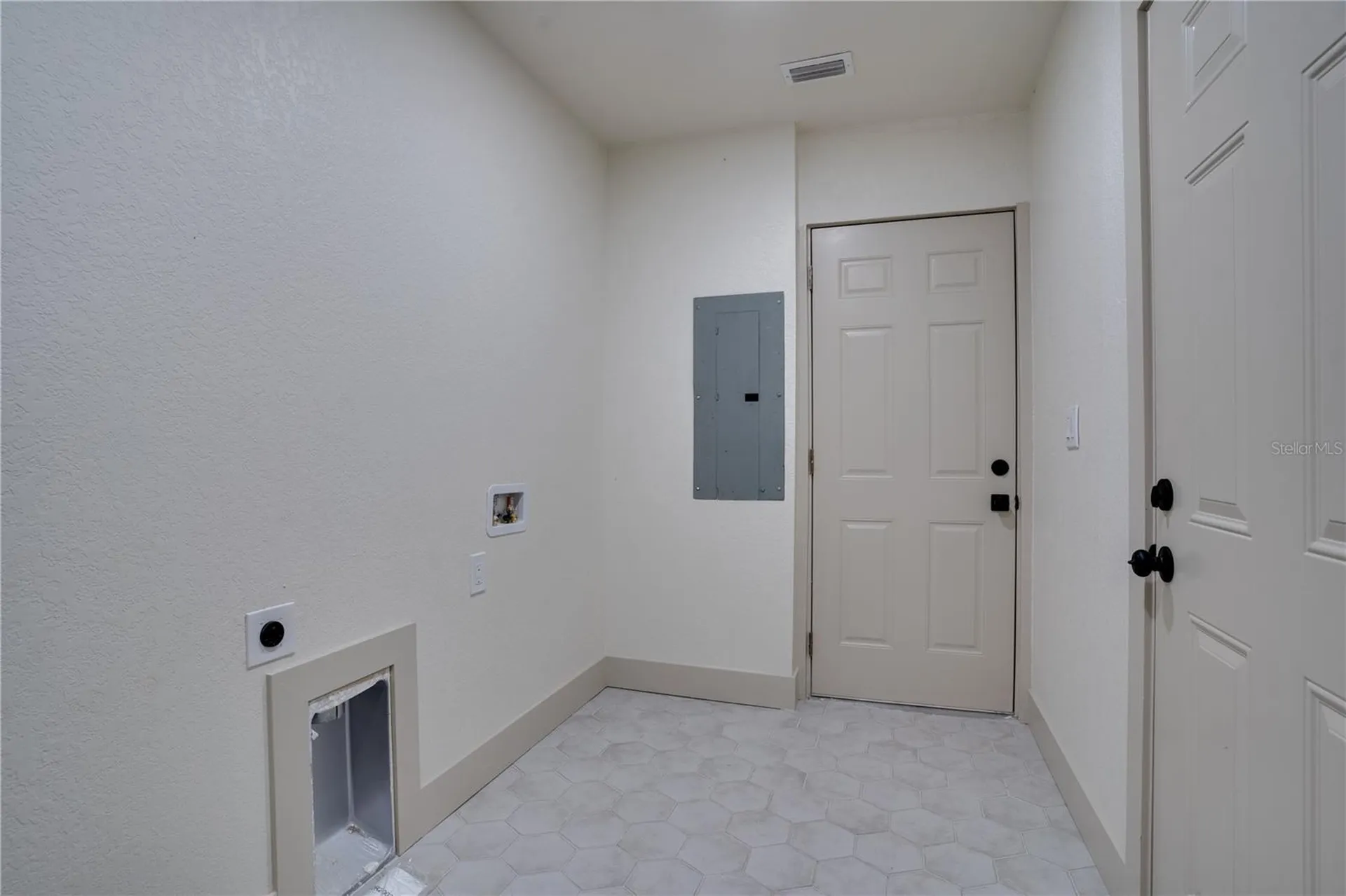 4319 15th Avenue N St Petersburg FL 33713