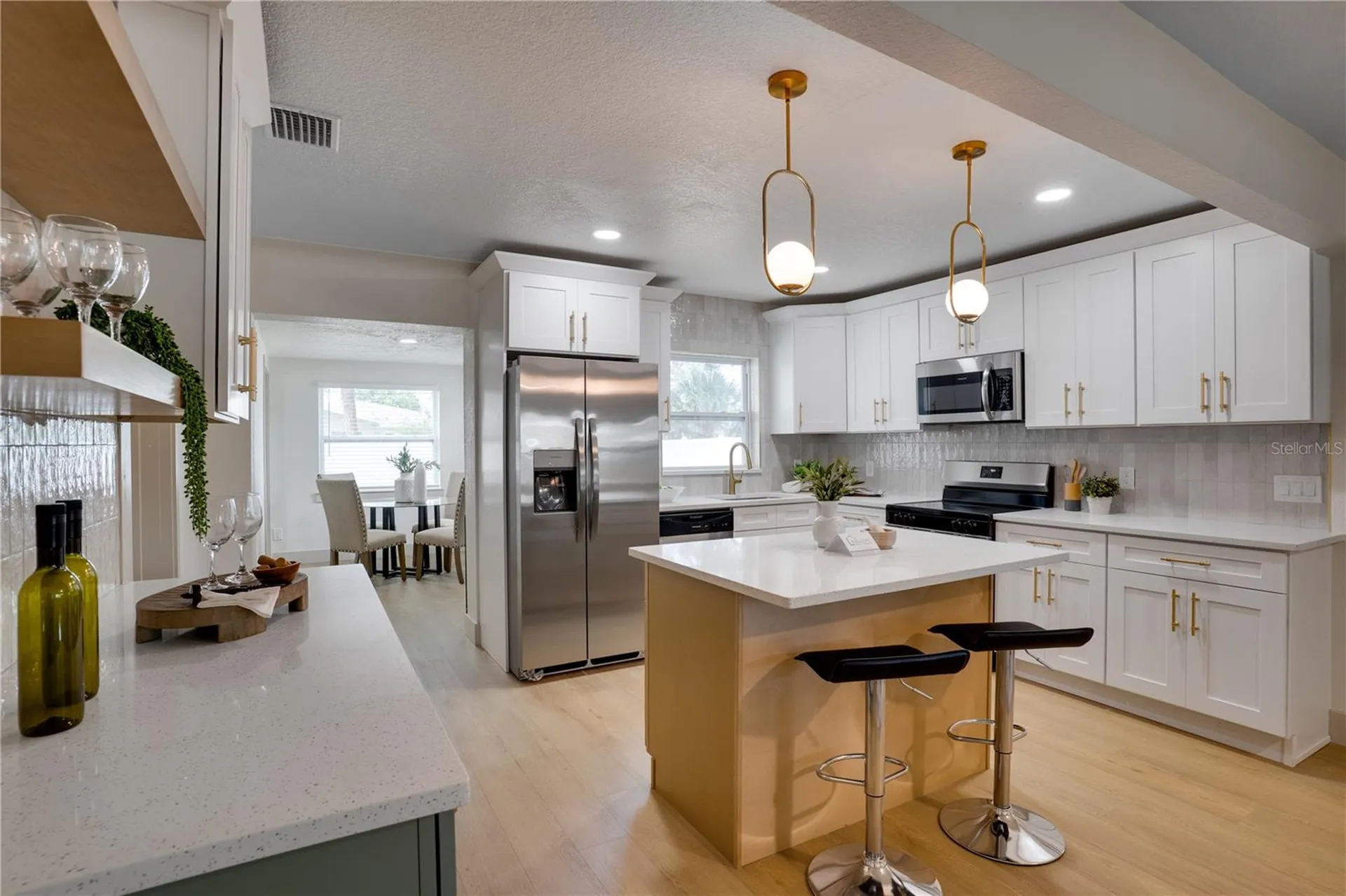 4319 15th Avenue N St Petersburg FL 33713