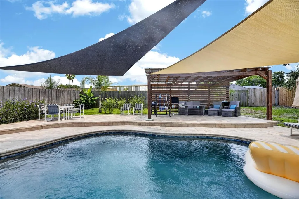614 Stillview Circle Brandon FL 33510