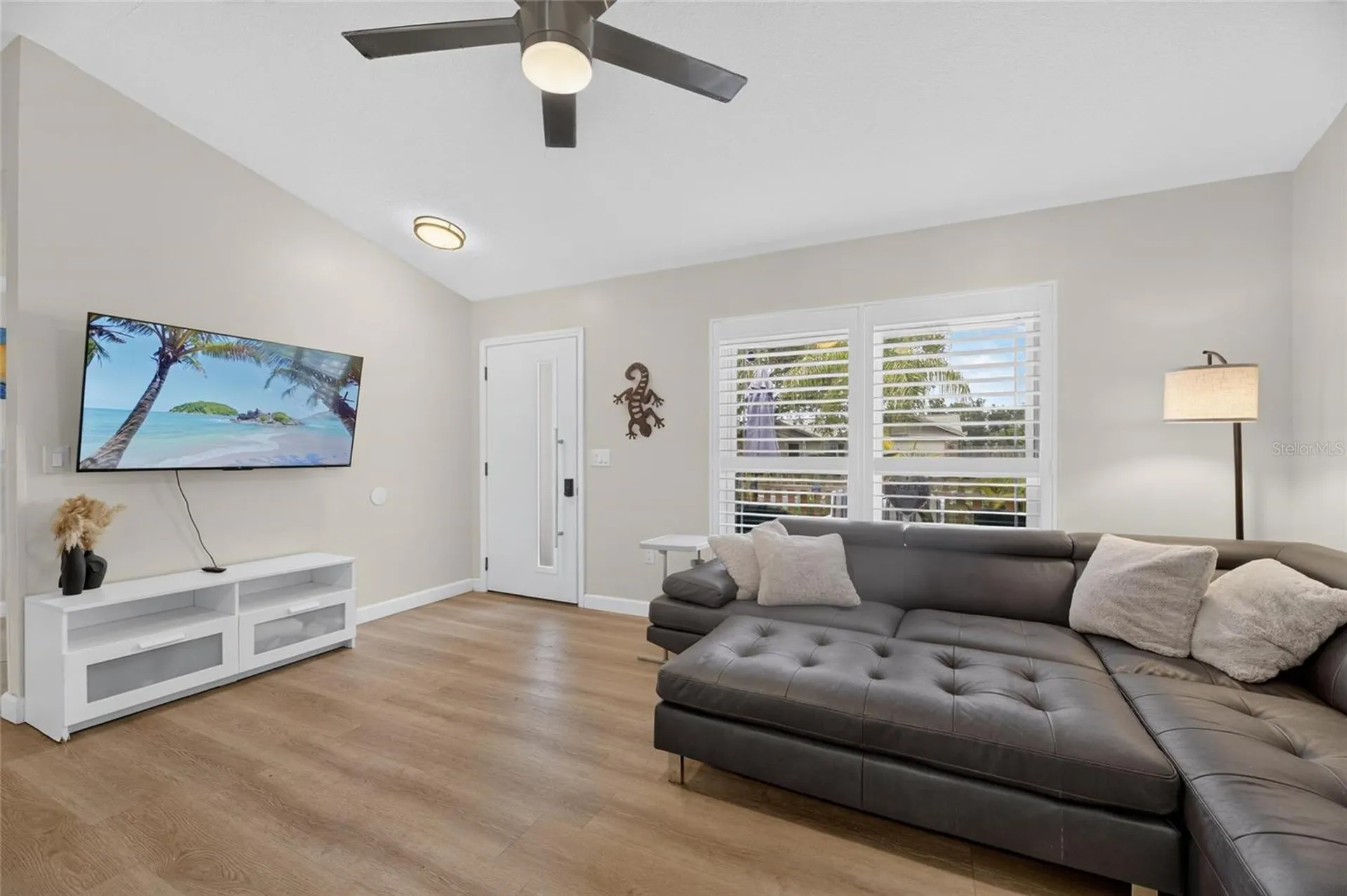 614 Stillview Circle Brandon FL 33510
