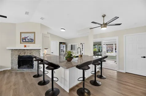 614 Stillview Circle Brandon FL 33510