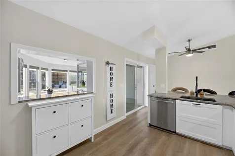 614 Stillview Circle Brandon FL 33510