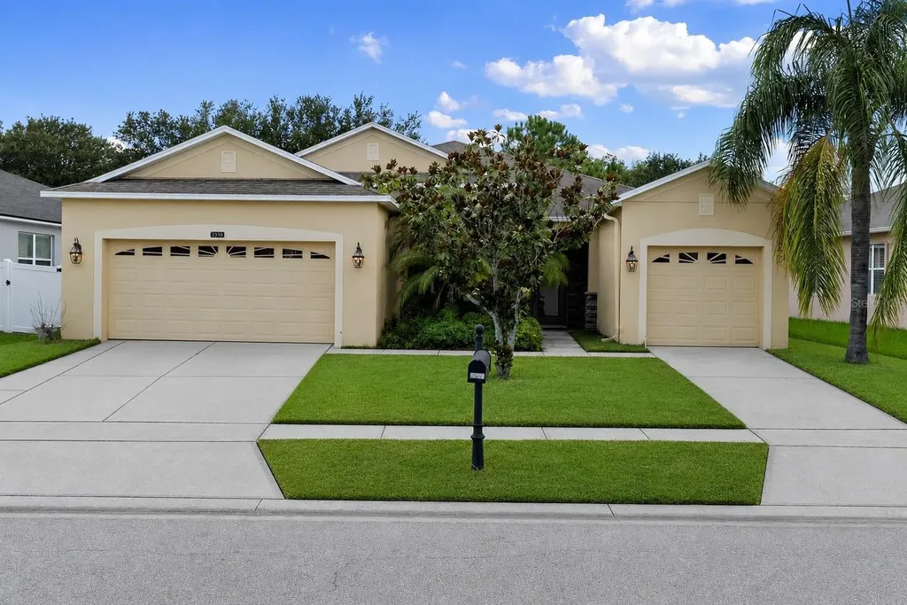 2336 Crosston Circle Orlando FL 32824