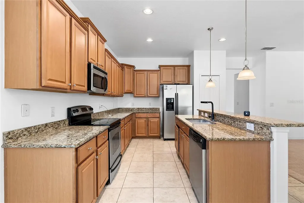 2336 Crosston Circle Orlando FL 32824