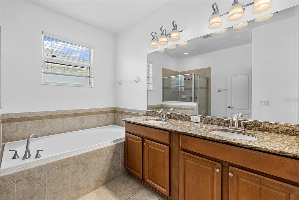 2336 Crosston Circle Orlando FL 32824