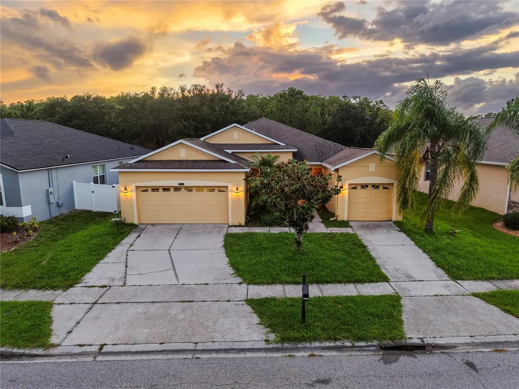2336 Crosston Circle Orlando FL 32824