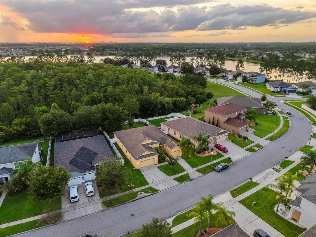 2336 Crosston Circle Orlando FL 32824