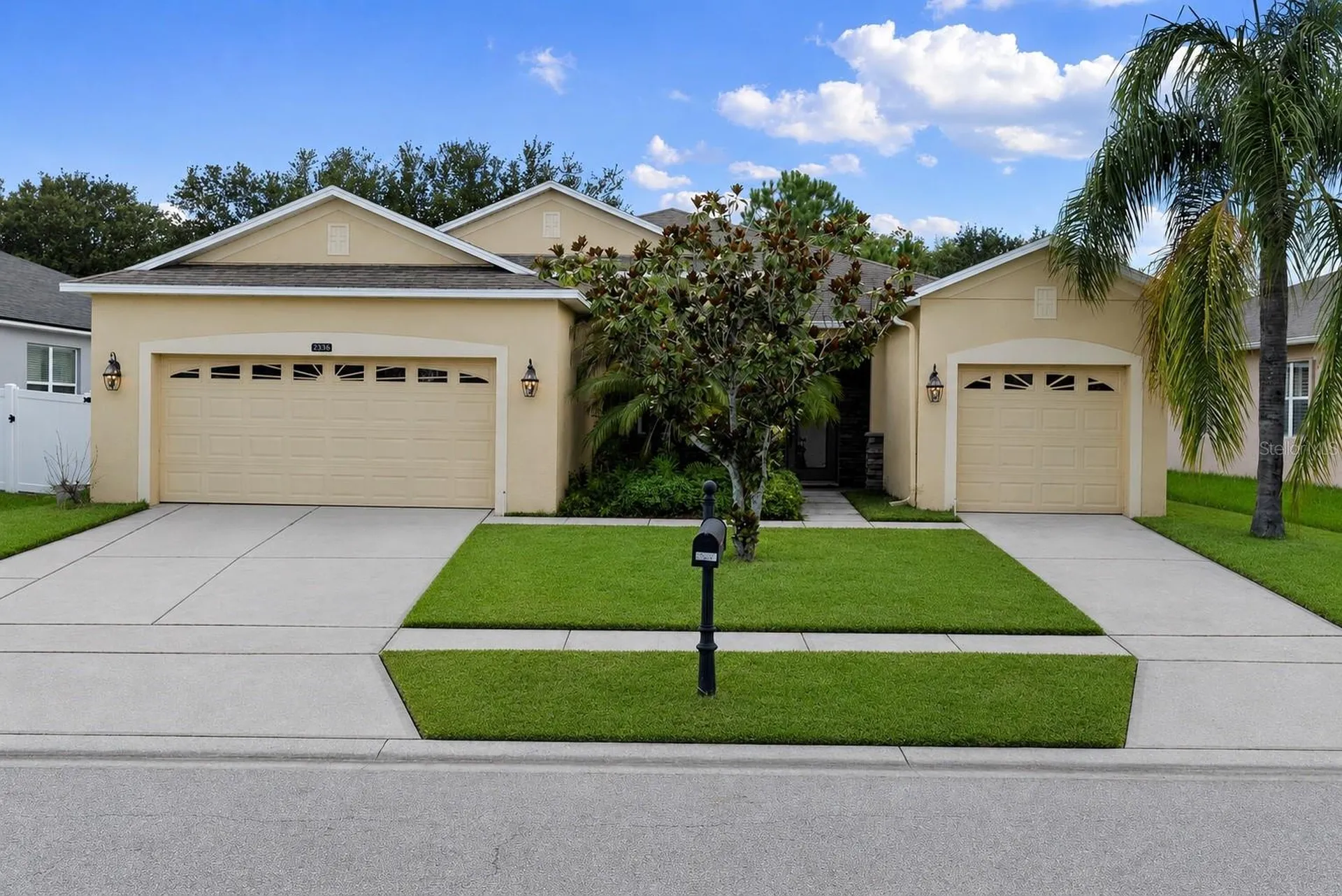 2336 Crosston Circle Orlando FL 32824