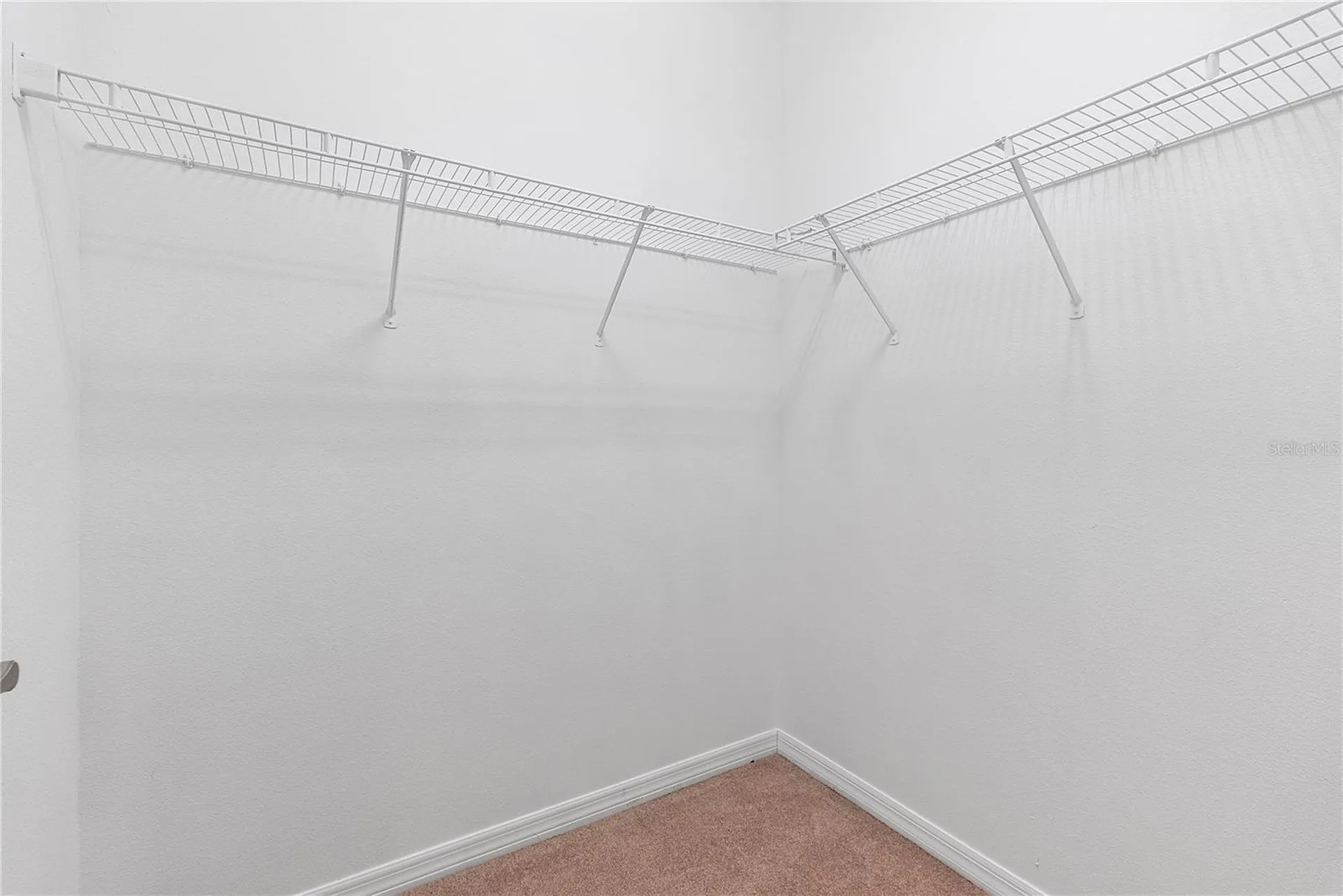 2336 Crosston Circle Orlando FL 32824