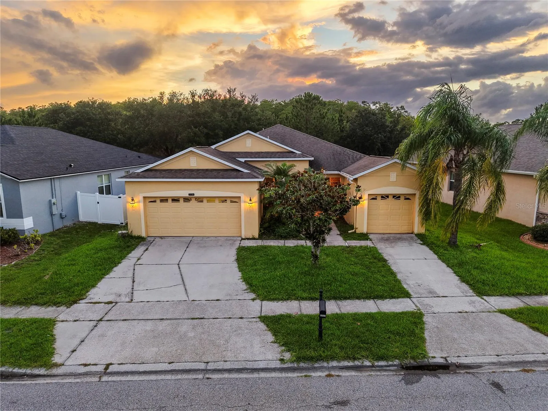 2336 Crosston Circle Orlando FL 32824