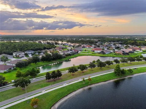 2336 Crosston Circle Orlando FL 32824