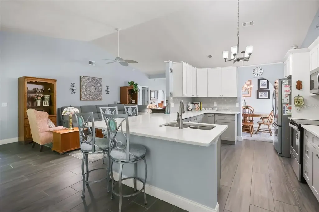 2914 Saint Augustine Drive Orlando FL 32825