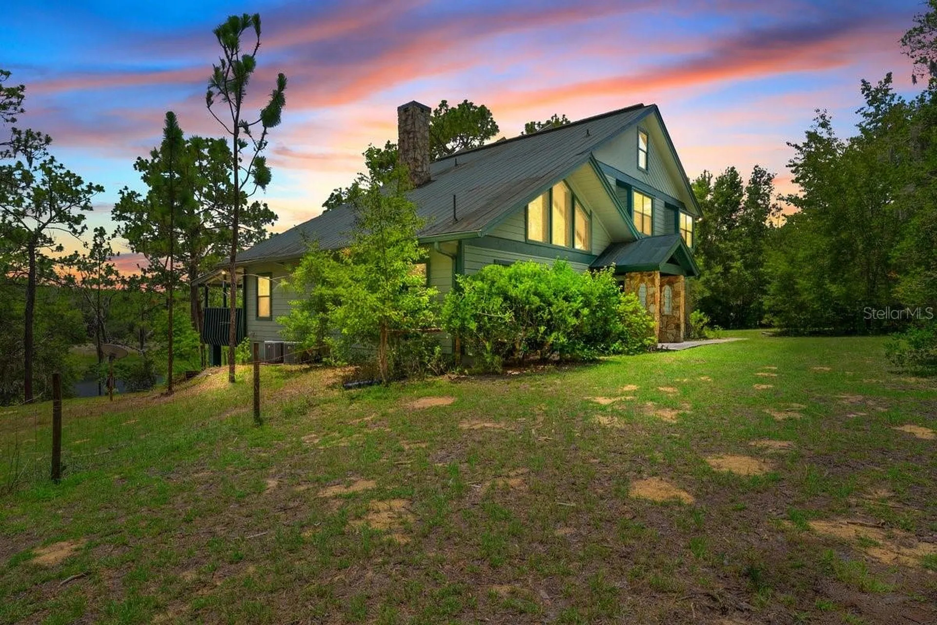 251 Cue Lake Drive Hawthorne FL 32640