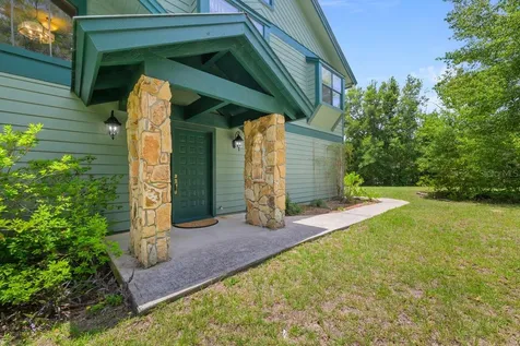 251 Cue Lake Drive Hawthorne FL 32640