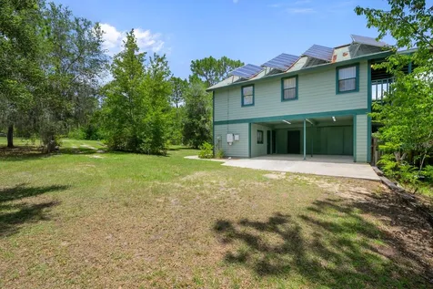 251 Cue Lake Drive Hawthorne FL 32640
