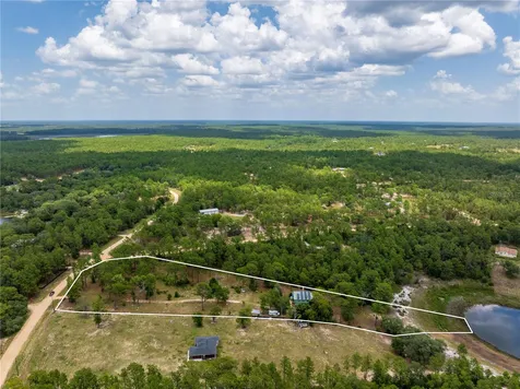 251 Cue Lake Drive Hawthorne FL 32640