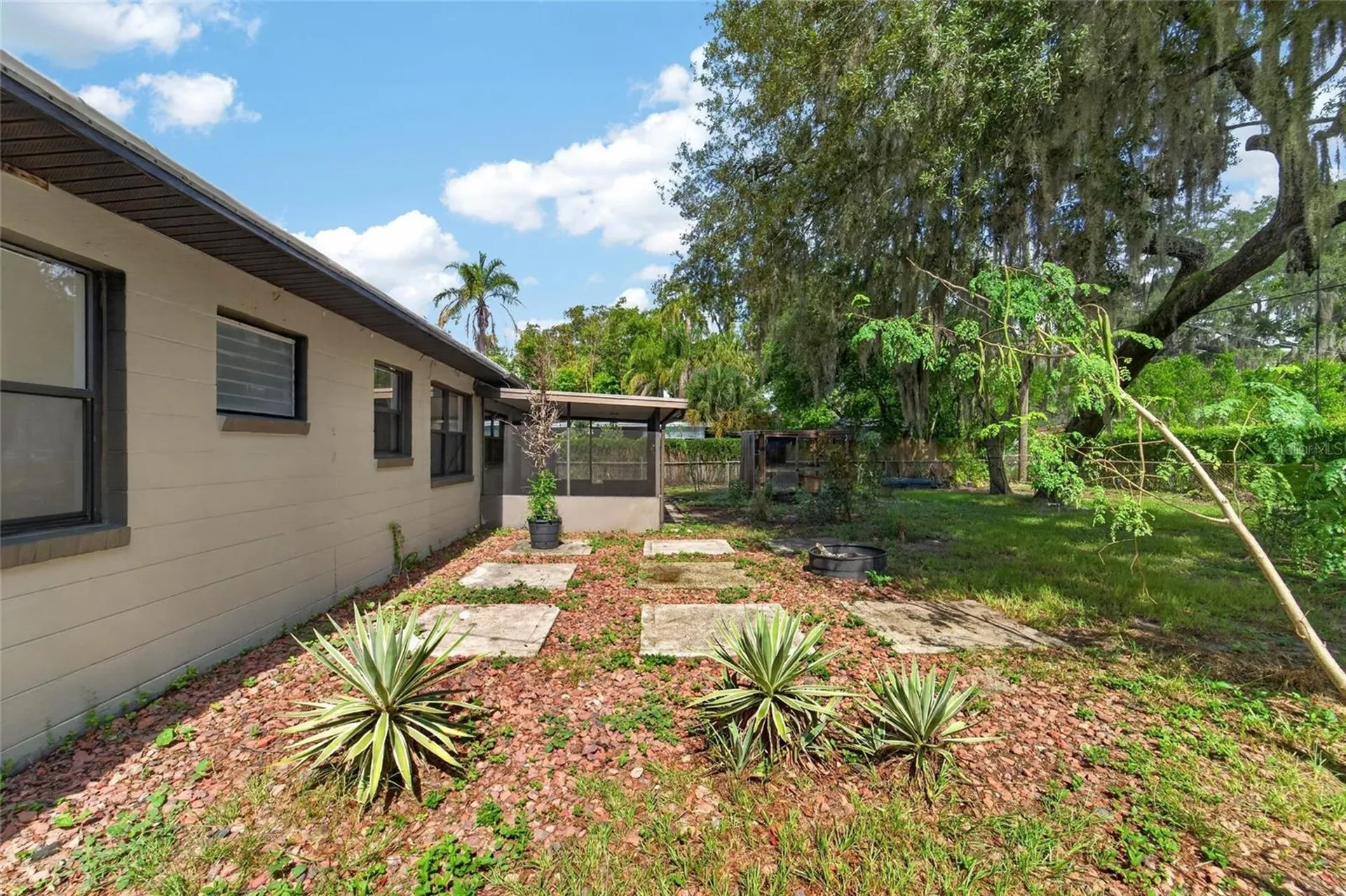 408 Berwick Avenue Tampa FL 33617