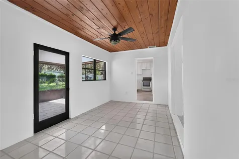 408 Berwick Avenue Tampa FL 33617