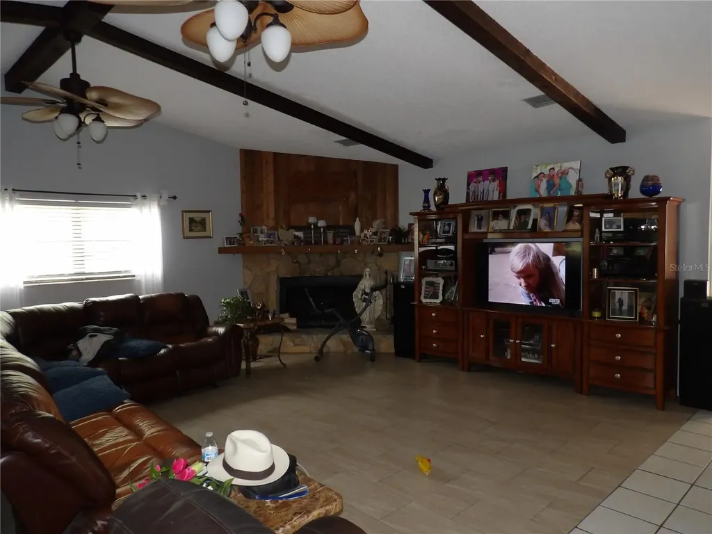 18211 Oaklawn Spring Hill FL 34610