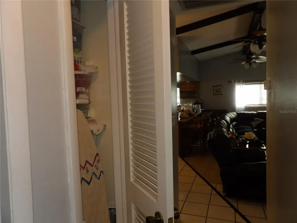 18211 Oaklawn Spring Hill FL 34610